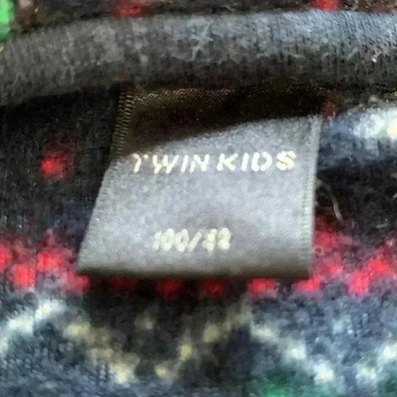 [5 for $25] Twins Kids, medium weight fleece hoodie,  size 4, EUC - Picture 2 of 2